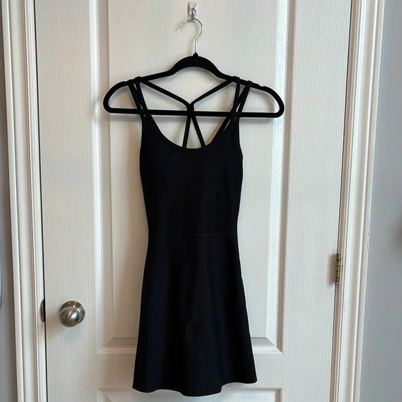 OLD NAVY | CloudComfy Strappy Athletic Black Dress - Picture 3 of 6
